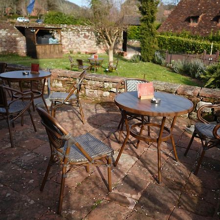Chateau De Vassinhac Chambres D'Hotes Collonges La Rouge Exteriör bild