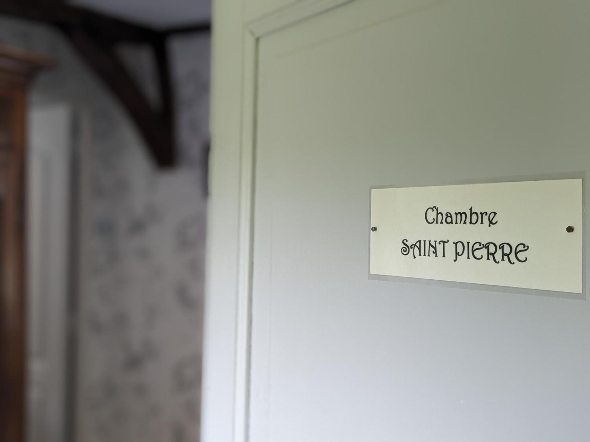 Chateau De Vassinhac Chambres D'Hotes Collonges La Rouge Rum bild