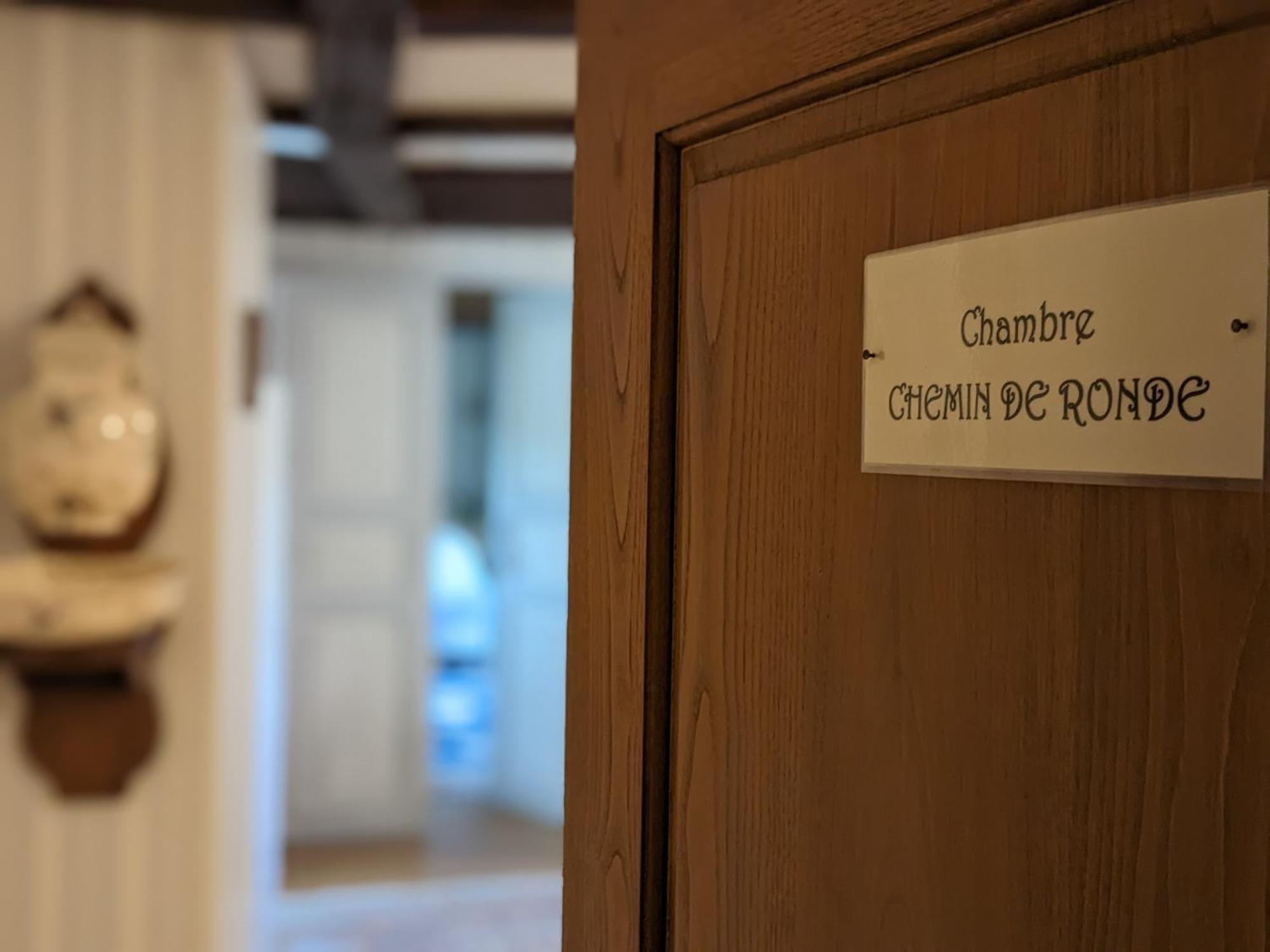 Chateau De Vassinhac Chambres D'Hotes Collonges La Rouge Rum bild