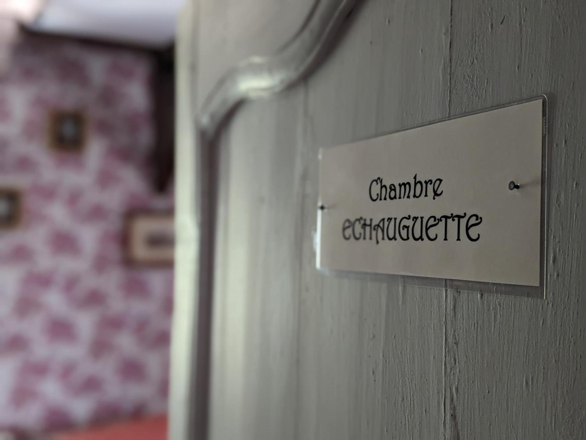 Chateau De Vassinhac Chambres D'Hotes Collonges La Rouge Rum bild