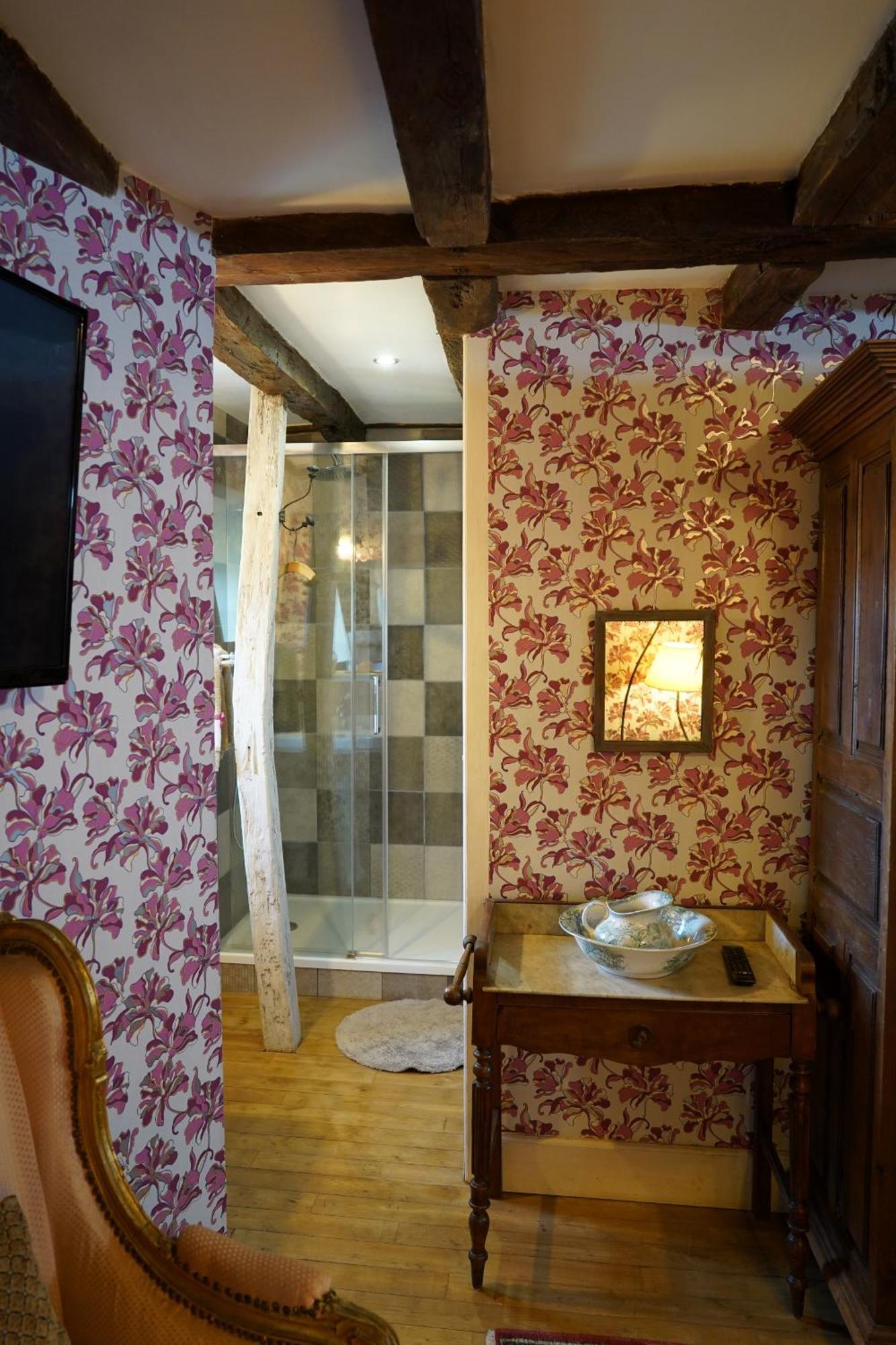 Chateau De Vassinhac Chambres D'Hotes Collonges La Rouge Rum bild